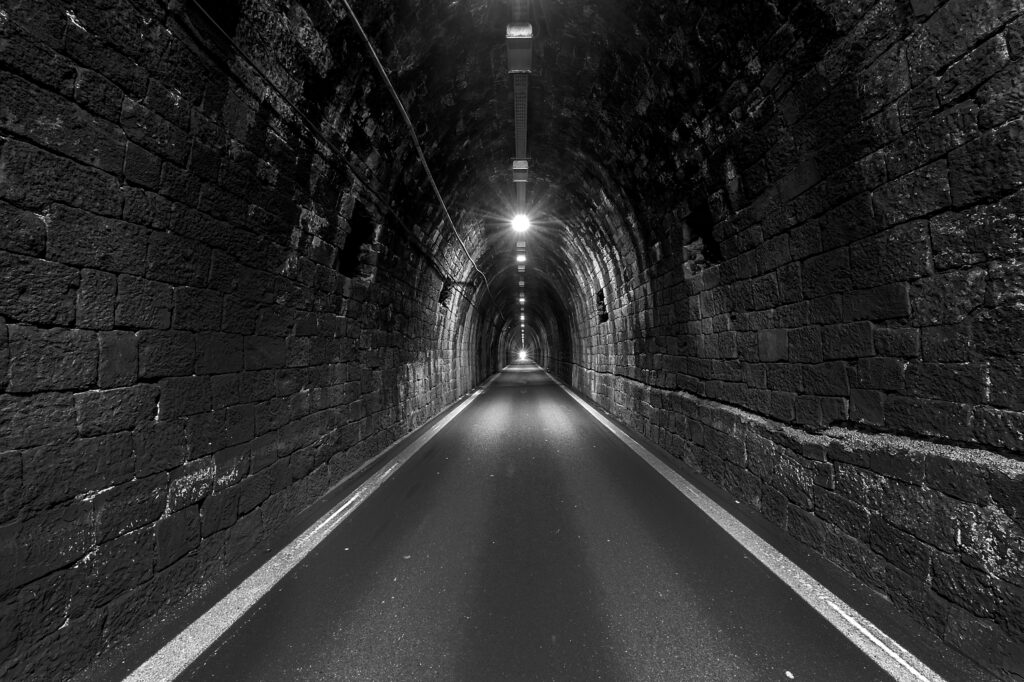 Coast Single Lane Tunnel